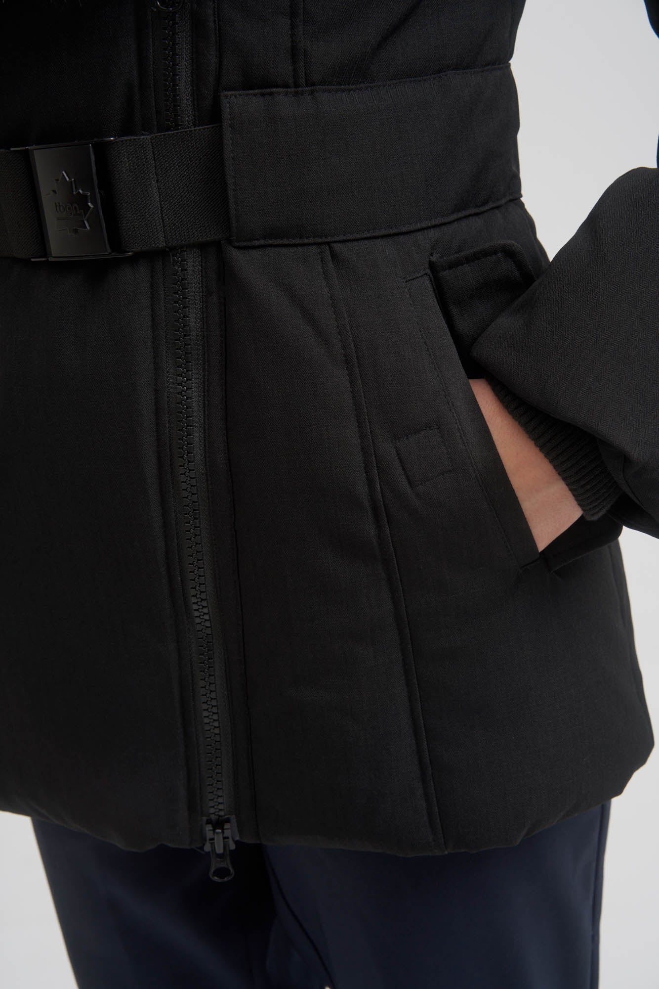 EVA B III PARKA - Image 5