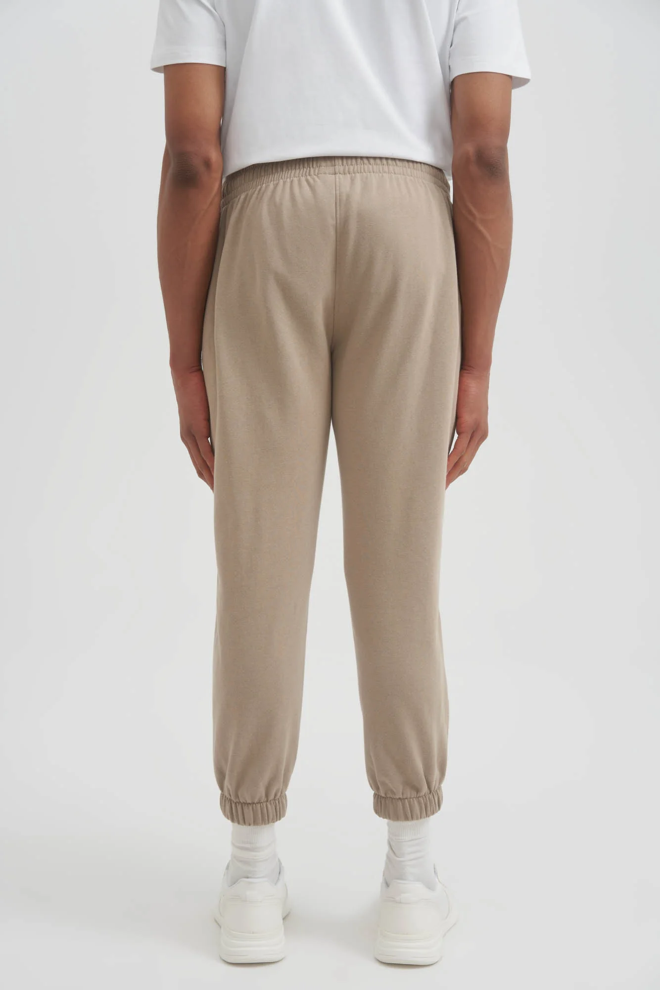 UNISEX LUXE SWEATPANTS - BEIGE - Image 4