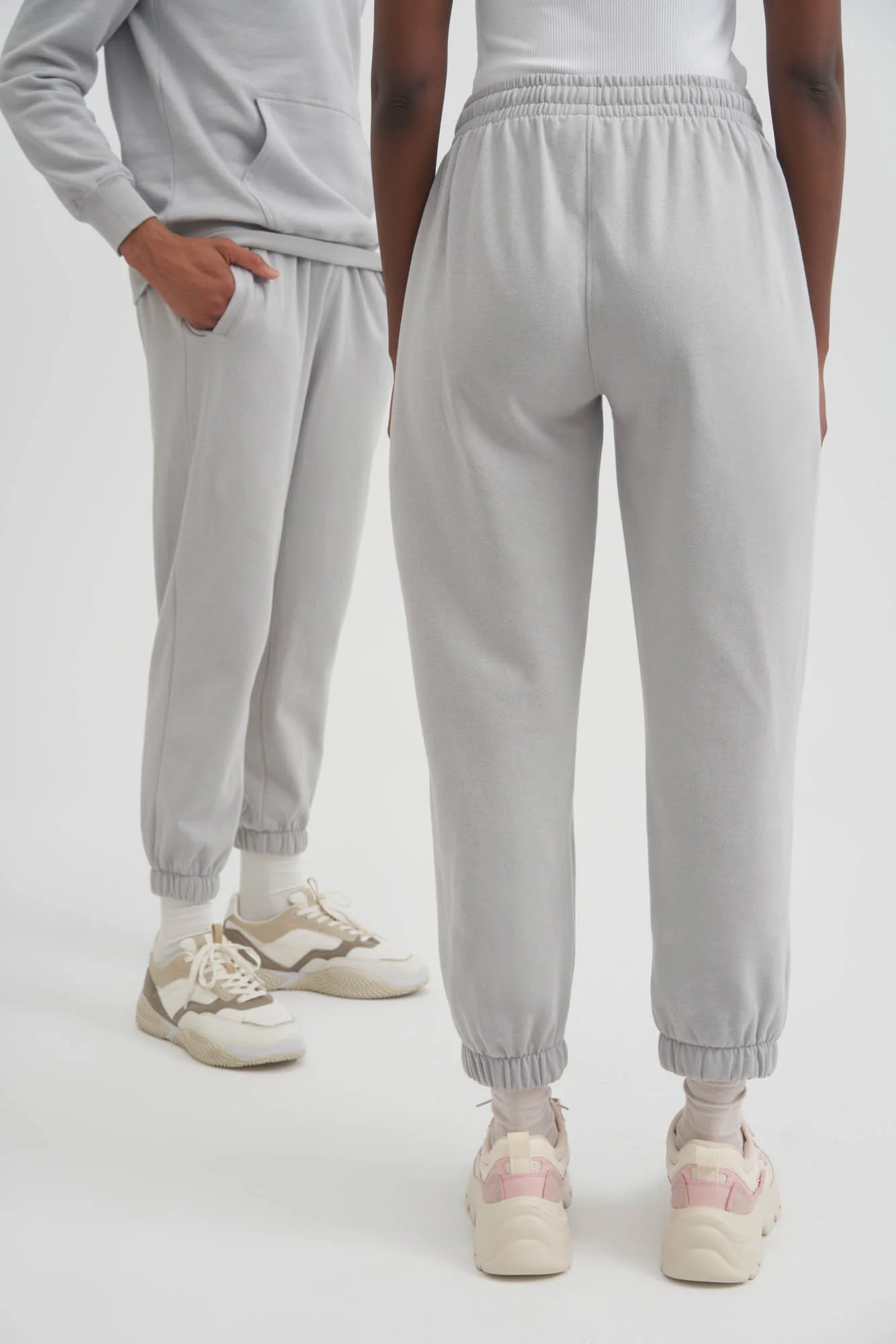 UNISEX LUXE SWEATPANTS - GREY - Image 3