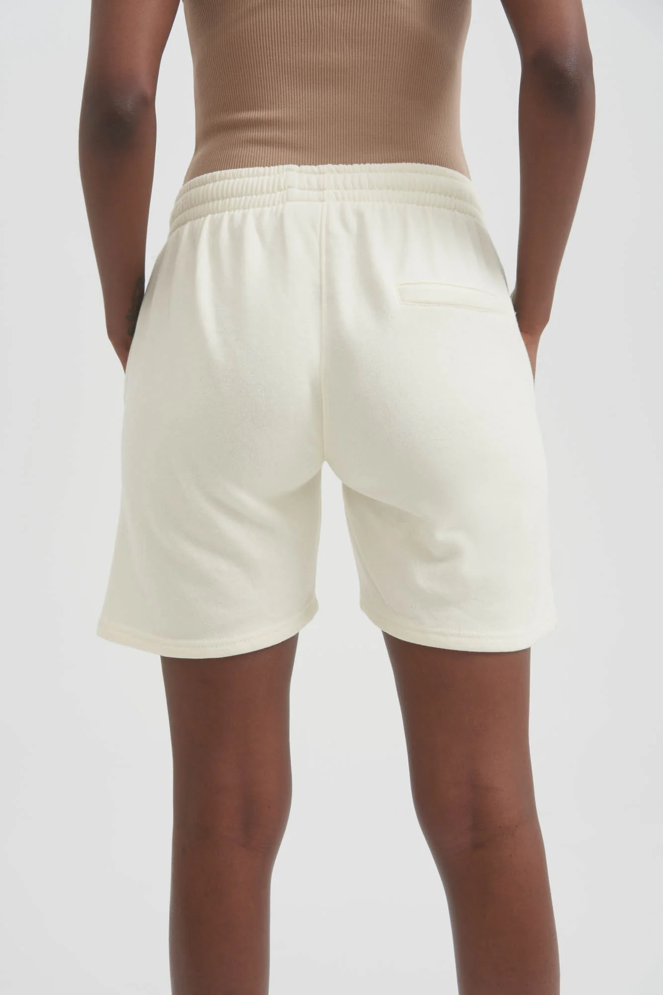 UNISEX LUXE FLEECE SWEAT SHORTS - OFF WHITE - Image 4